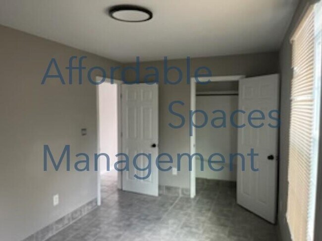 Building Photo - 4077 St Charles Pl