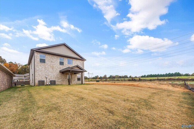 Building Photo - 27919 Chalmers Cir