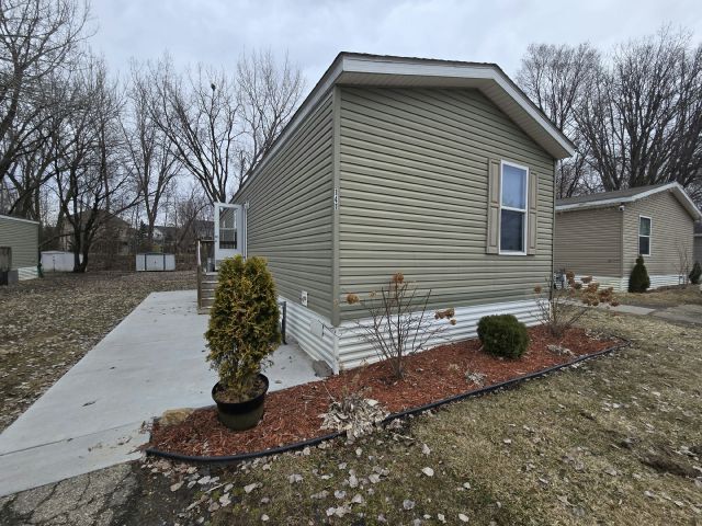 Building Photo - 141 Anthony Dr