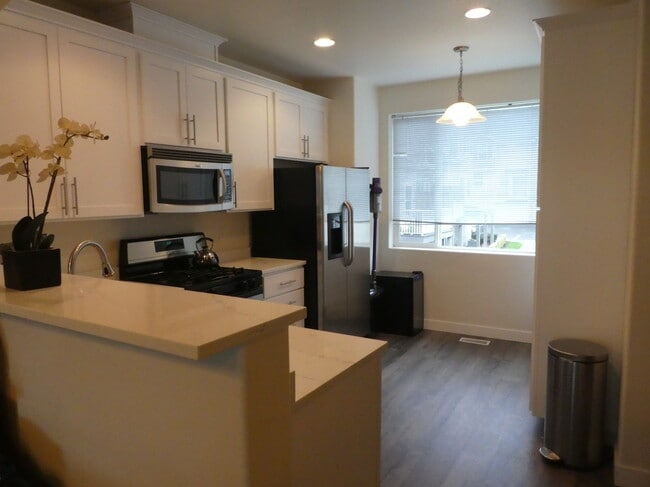 Building Photo - 8770 SW 147th Terrace
