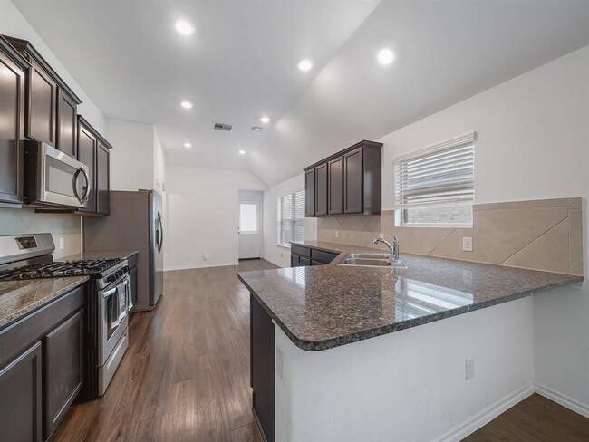Building Photo - 25554 Pitchfork Ranch Pl