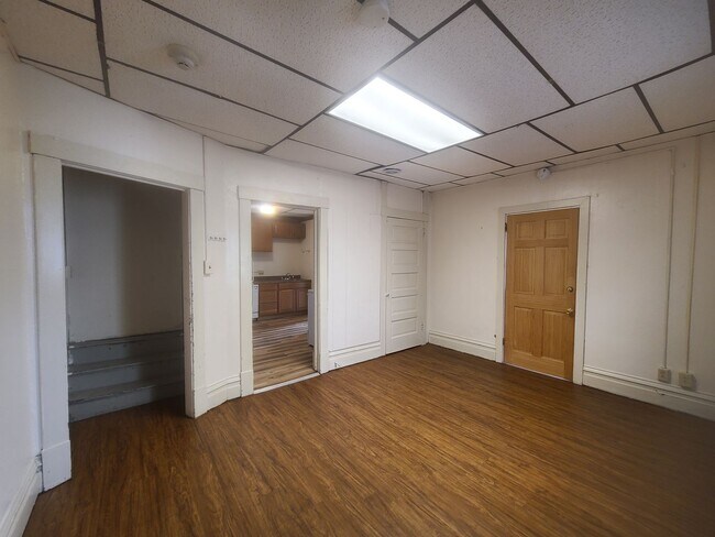 Building Photo - 698/700 Willey Street