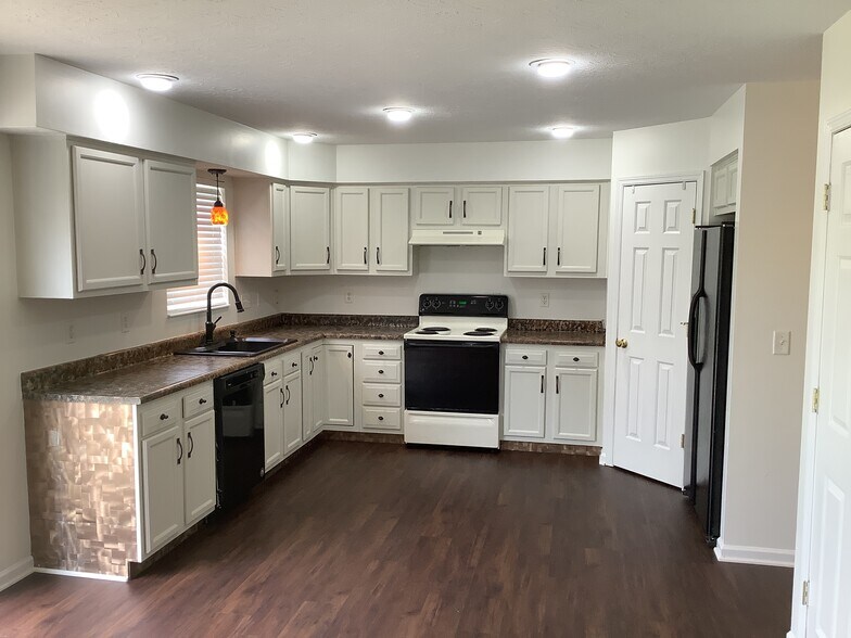 Building Photo - 7633 Mourning Dove Ln