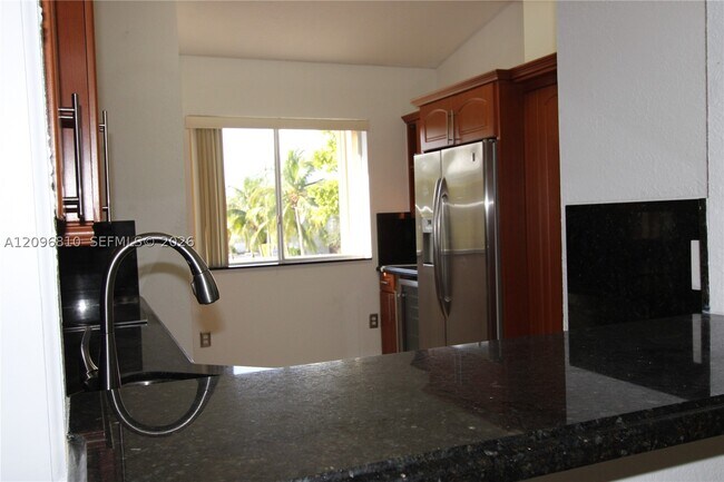 Building Photo - 7015 NW 173rd Dr