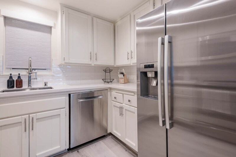 Building Photo - 295 Sea Forest Ct