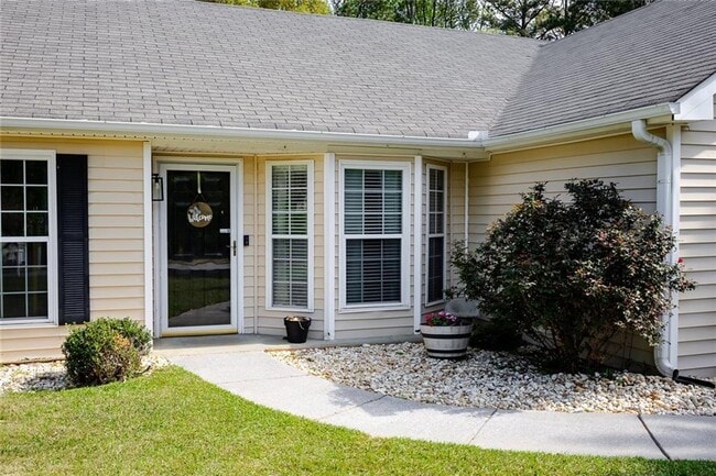 Building Photo - 313 Ridge Hill Cir