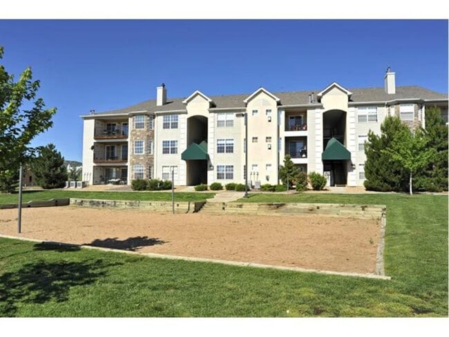 Building Photo - 3 Bed | 2 Bath | 1,264 sq ft | Littleton, CO  **Available Mid August**