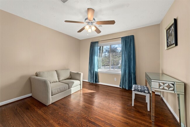 Building Photo - 10627 Moonlight Dr