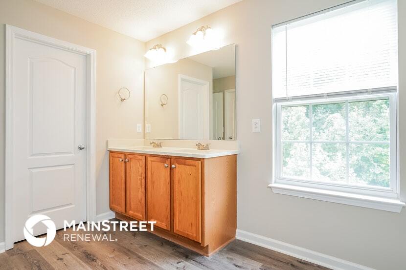 Building Photo - 3404 Dutchman Rd