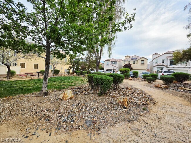 Building Photo - 8327 Fort Hallock Ave