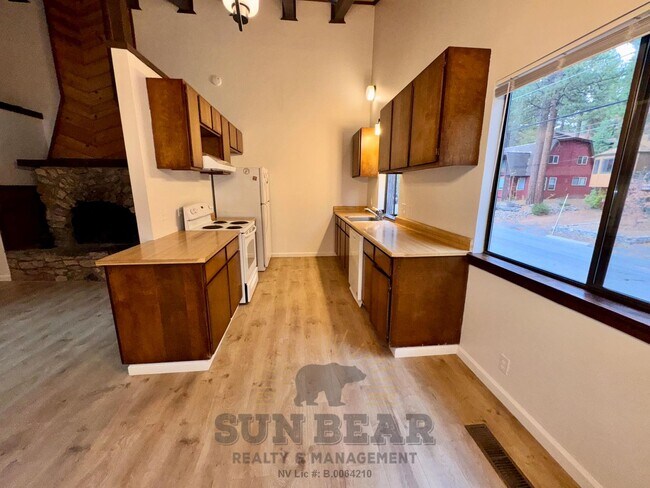 Building Photo - 1033 Tomahawk Trail
