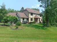 Building Photo - 38555 Rogers Rd