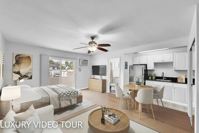 Building Photo - 1240 W 29th St