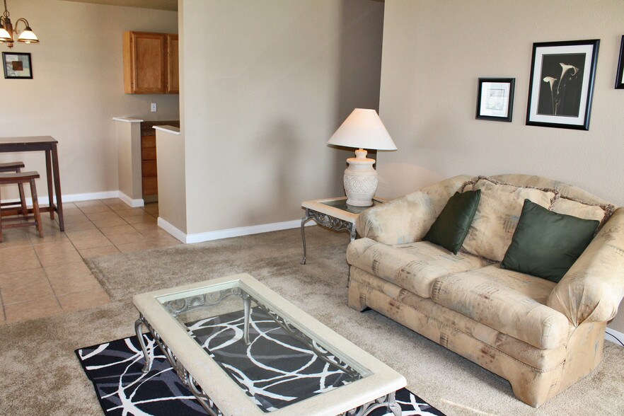 Cottage Creek Apartments 4830 Ray Bon Dr San Antonio TX 78218