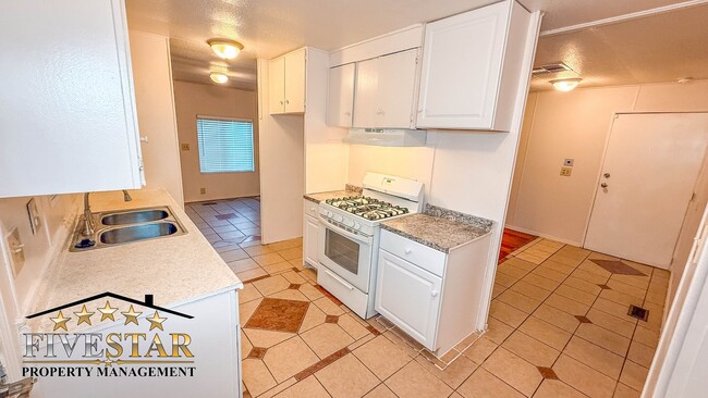 Building Photo - 1500 Pacheco Rd