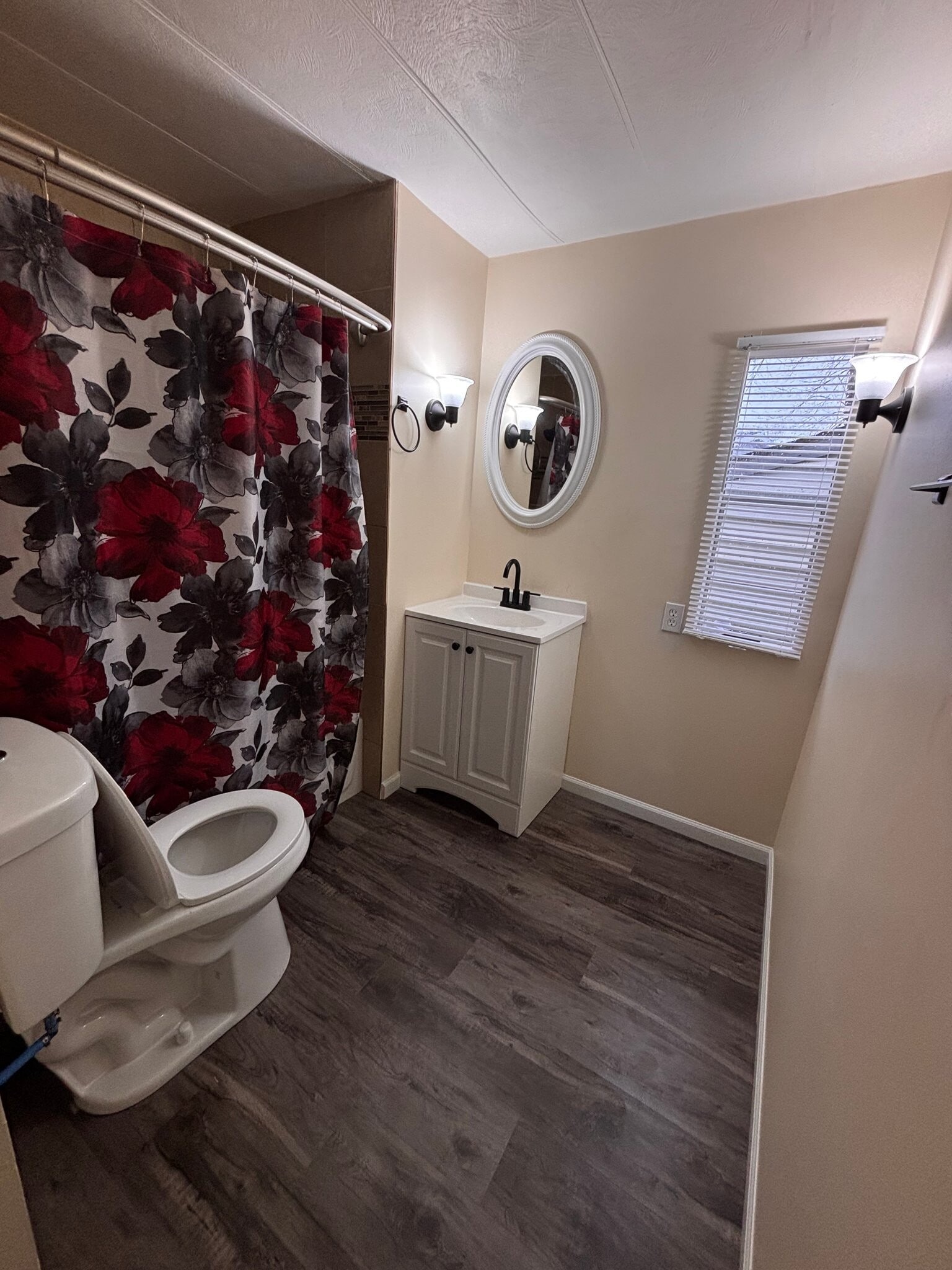 Building Photo - 14001 Western Ave