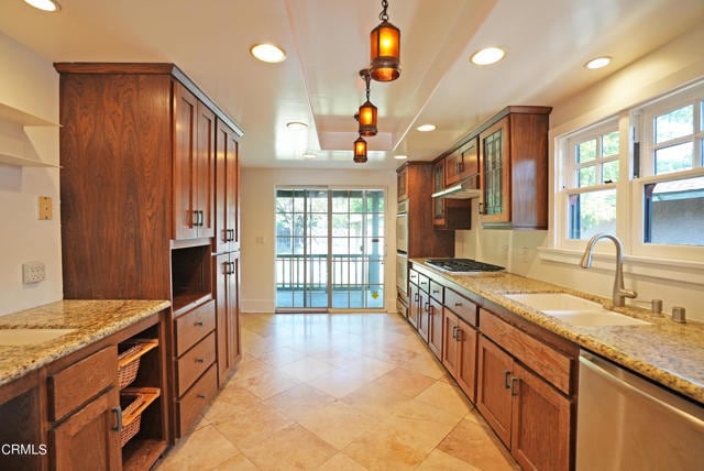 Building Photo - 970 N El Molino Ave