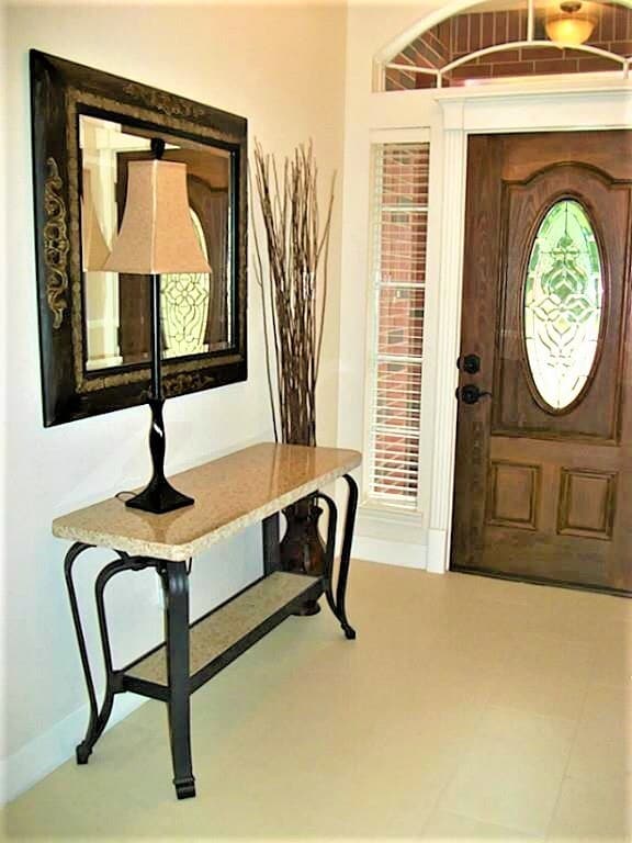 Building Photo - 435 N Rivershire Dr