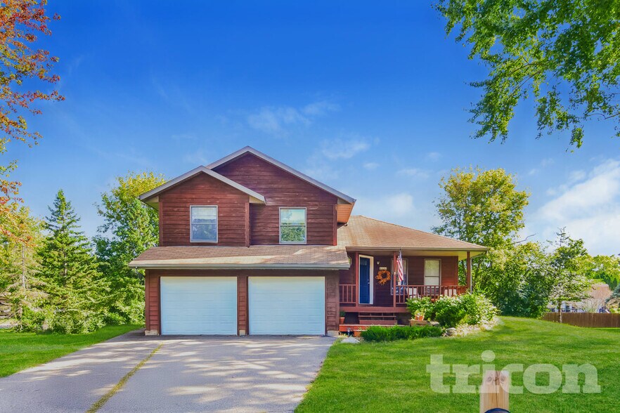 Primary Photo - 2990 Payne Ave