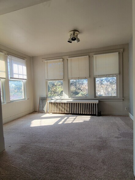 Building Photo - 1514 Wood St