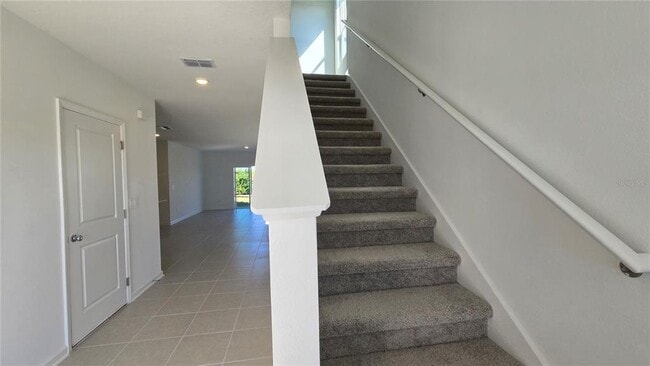 Building Photo - 2159 Chris Dr