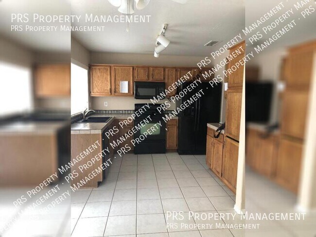 Building Photo - 1433 E Park Ave