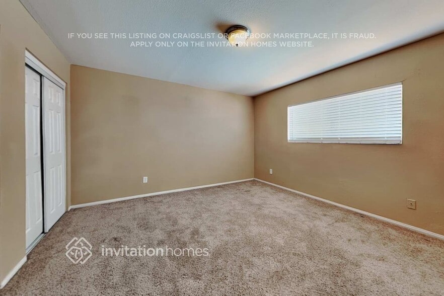 Building Photo - 5041 W Sandra Terrace