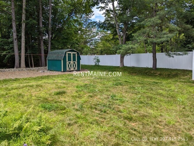 Building Photo - 54 Penobscot St