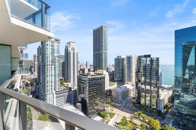 Building Photo - 1300 S Miami Ave