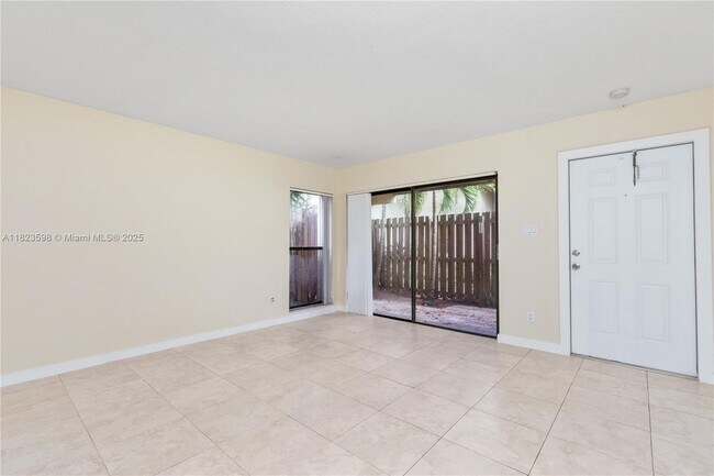 Building Photo - 11466 SW 109th Rd