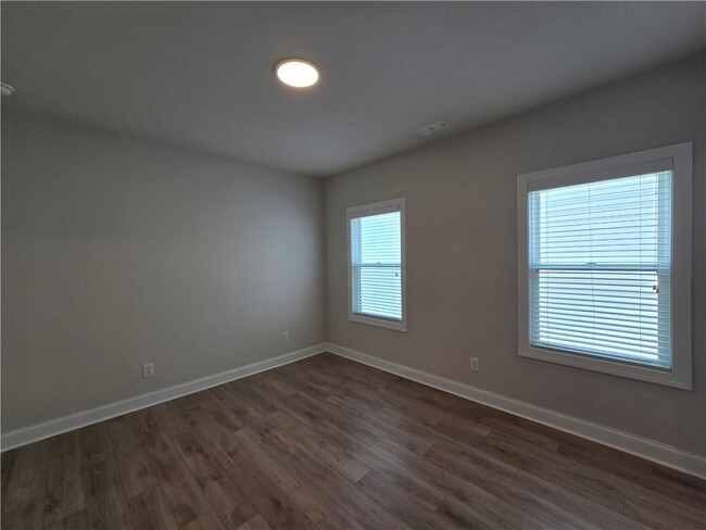 Building Photo - 4516 Molder Dr