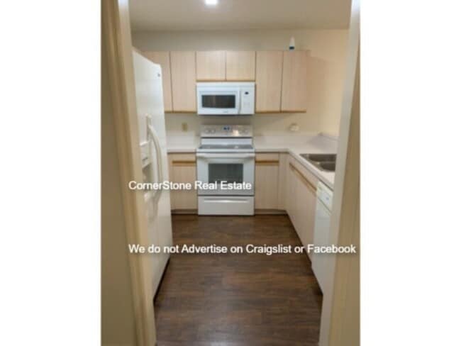 Building Photo - 1833 Sardonyx Rd