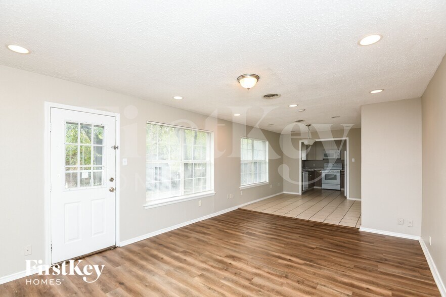 Building Photo - 6508 Normandy Rd