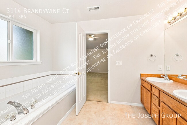 Building Photo - 3114 Brandywine Ct