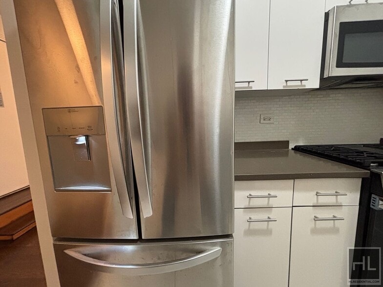 Building Photo - EAST 63 STREET