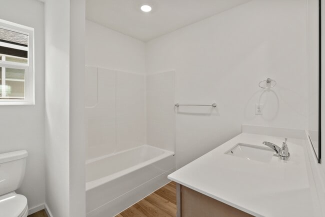 Building Photo - 2793 Talon Ln
