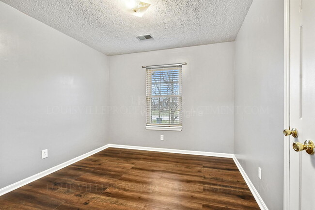 Building Photo - 171 Springhill Dr