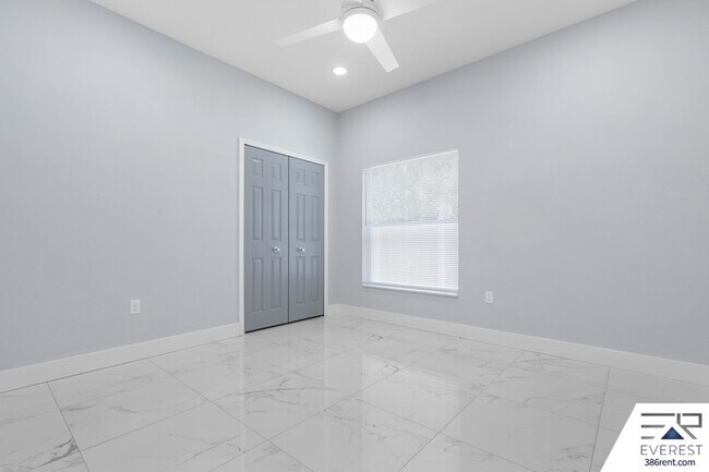 Building Photo - 45 Bruning Ln