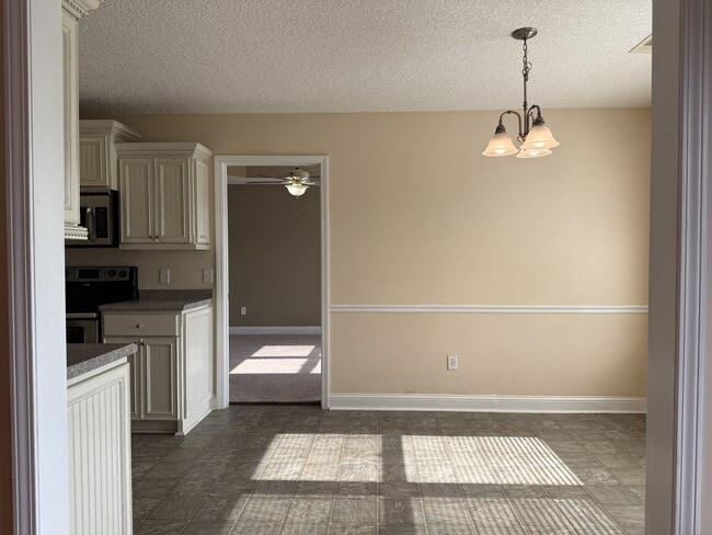 Building Photo - 579 Mancey Garrason Lp