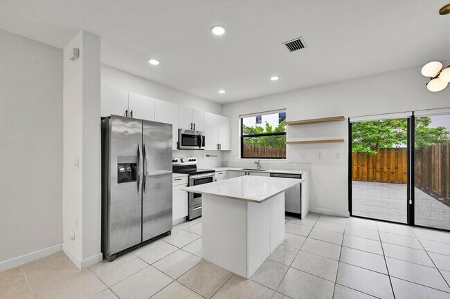 Building Photo - 13234 SW 285th St