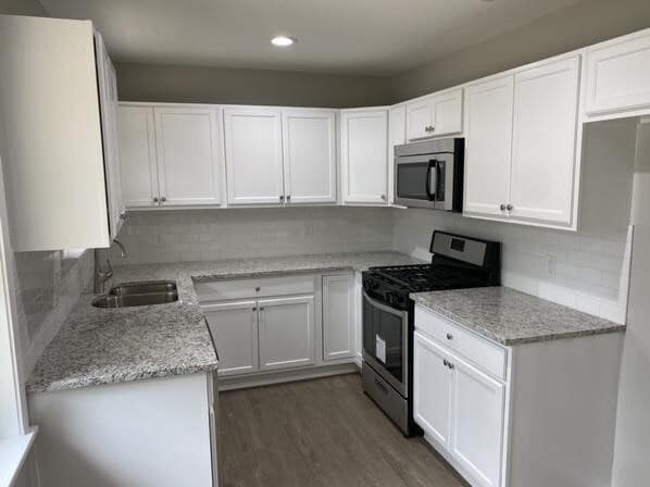 Building Photo - 2315 Mimosa Dr