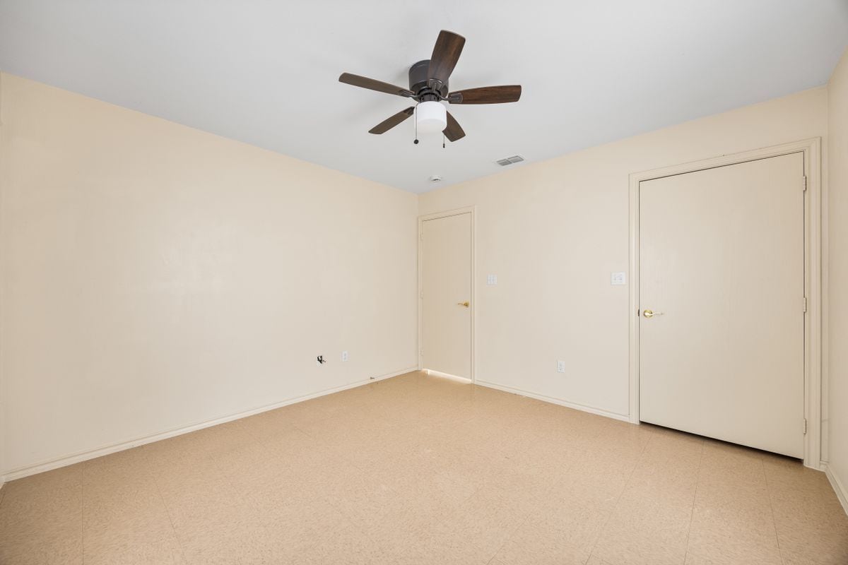 Building Photo - 4805 Jay Ave