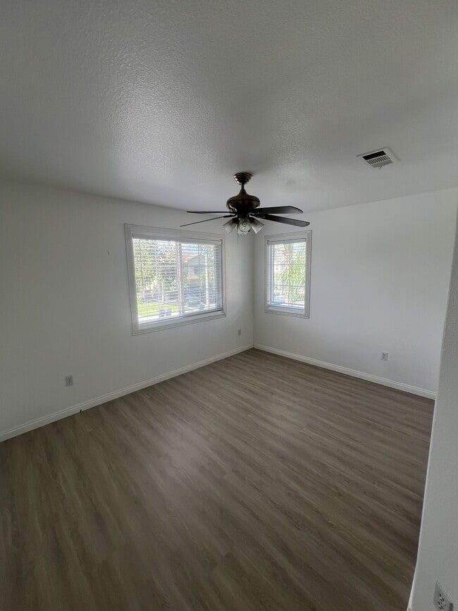 Building Photo - 13862 Camp Rock St