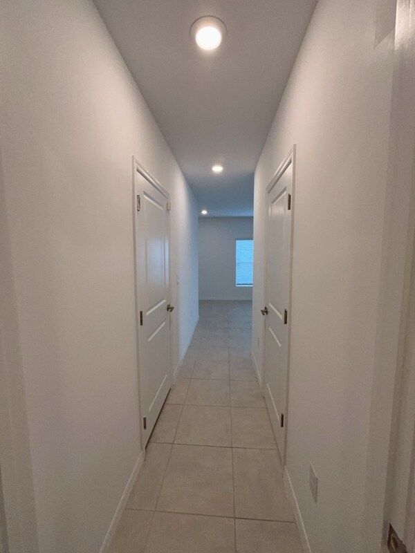 Building Photo - 76 Citrine Lp