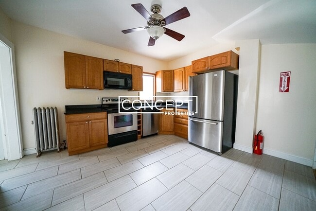 Building Photo - 22 Winslow Rd