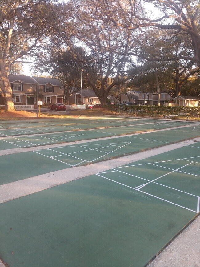Building Photo - $200 Move in Special 2 Bedroom/2 Bath Palm...