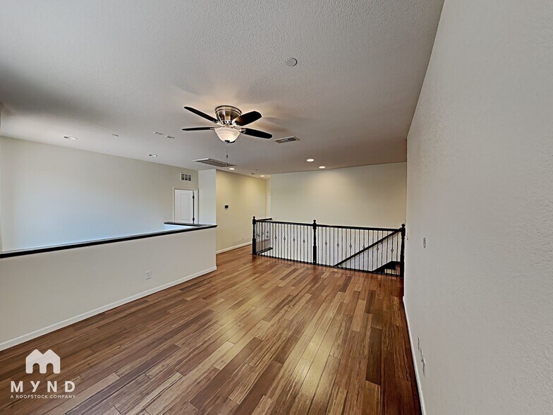 Building Photo - 2367 Hancock Dr