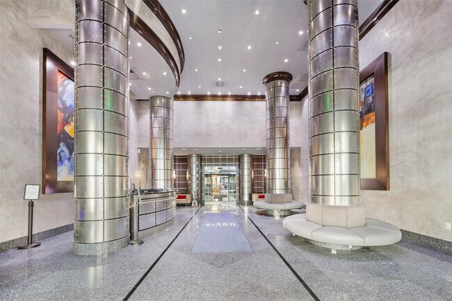 Building Photo - 350 SE 2nd St