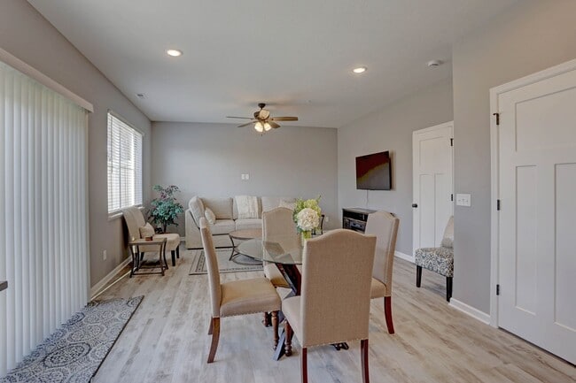 Building Photo - 100 Everglades Trl