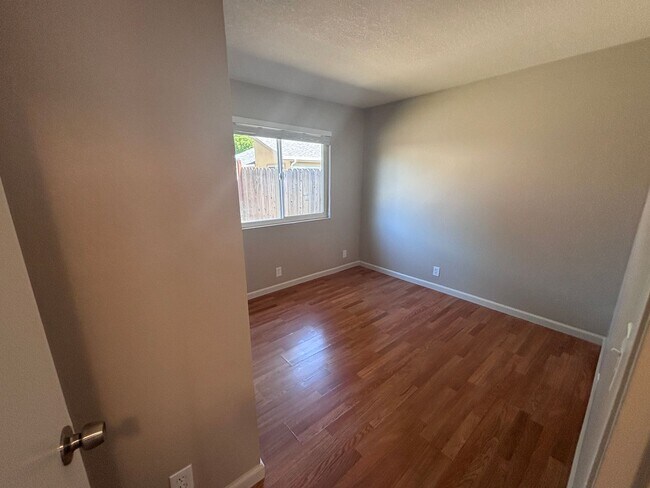 Building Photo - 5328 Cedar Grove Cir